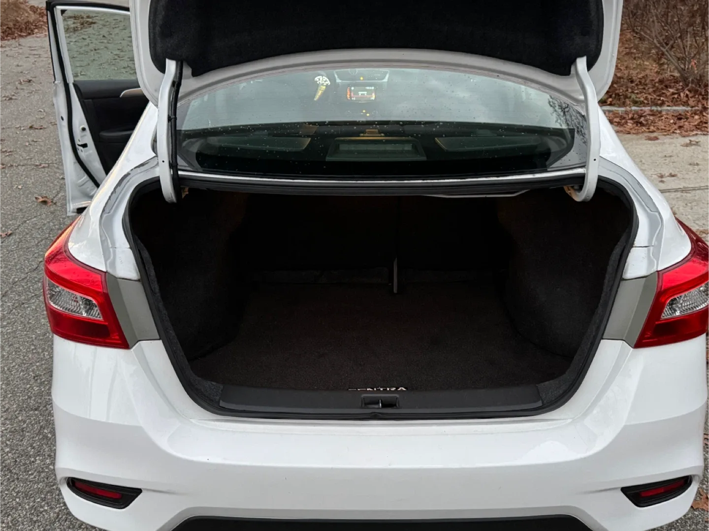 2017 Nissan Sentra · 1.8 S Sedan 4D 0 Accident image indicator(5)