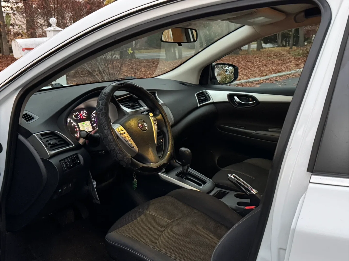 2017 Nissan Sentra · 1.8 S Sedan 4D 0 Accident image indicator(3)