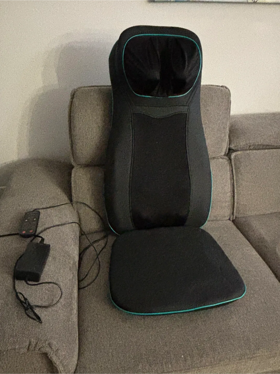 Shiatsu Back Massager with Heat image indicator(3)