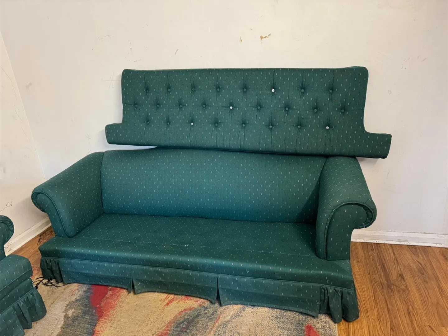 Green Tufted Sofa Set image indicator(5)