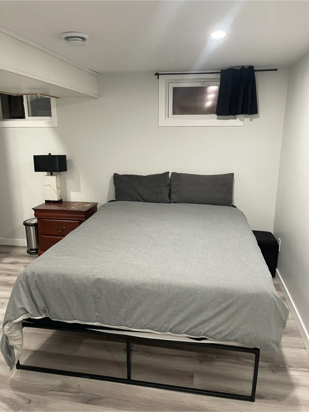 2 Bedroom + 1 Bathroom - House, Utilities Included image indicator(2)