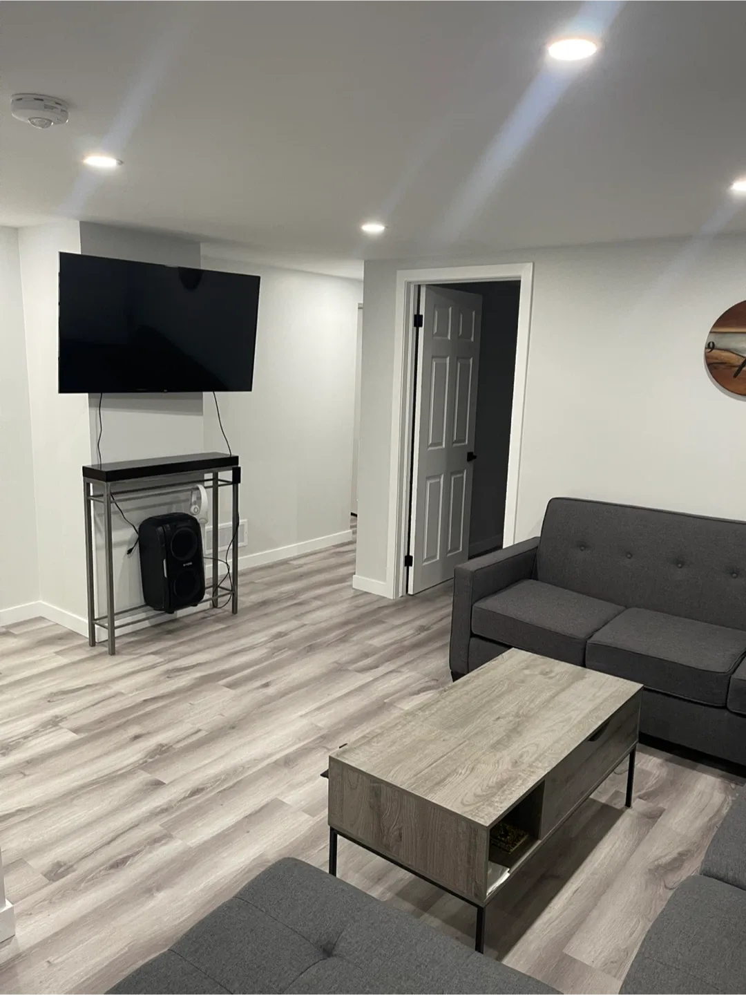 2 Bedroom + 1 Bathroom - House, Utilities Included image indicator(5)