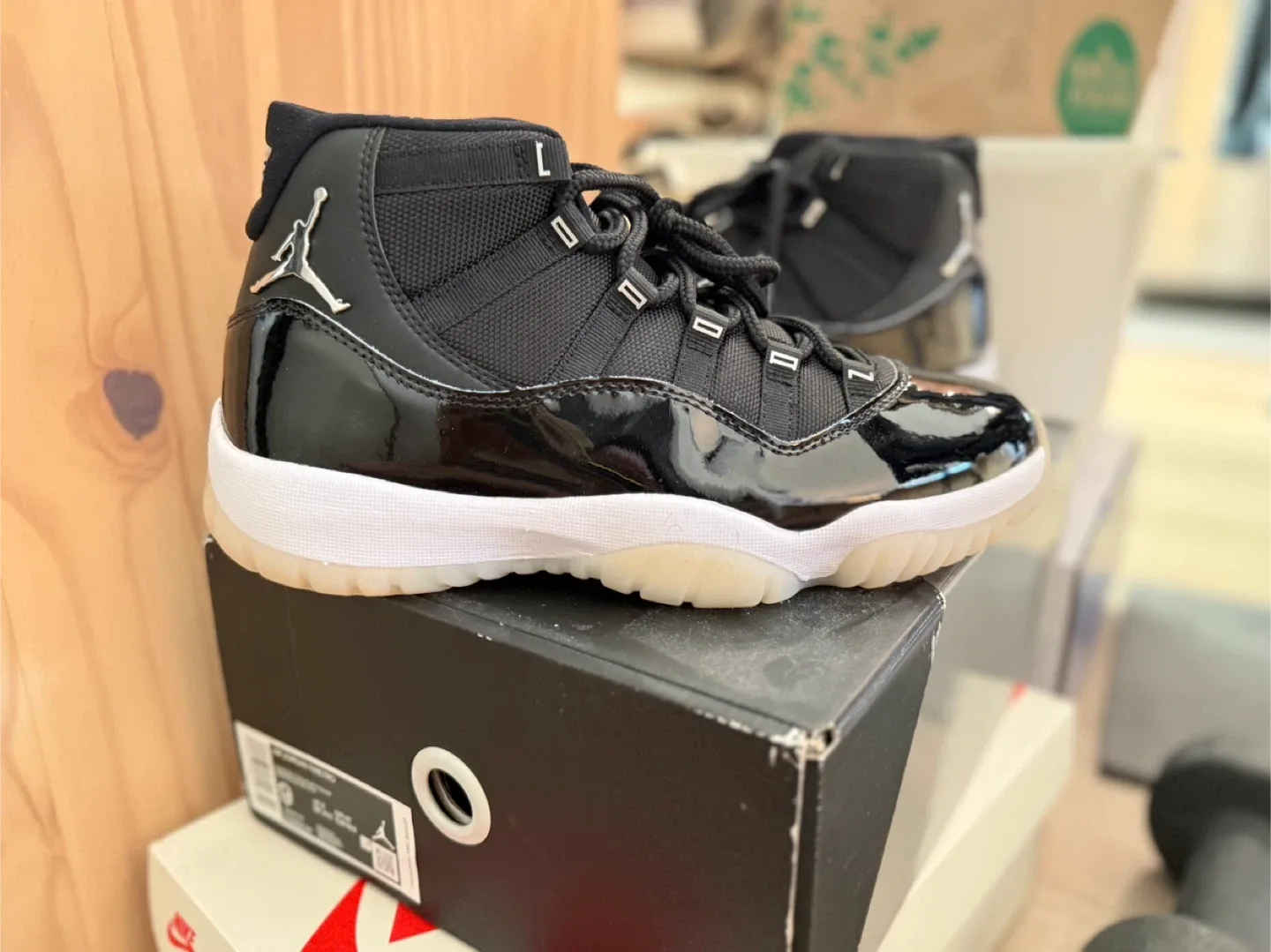 Air Jordan 11 Retro “Jubilee” 25th Anniversary / Size 9