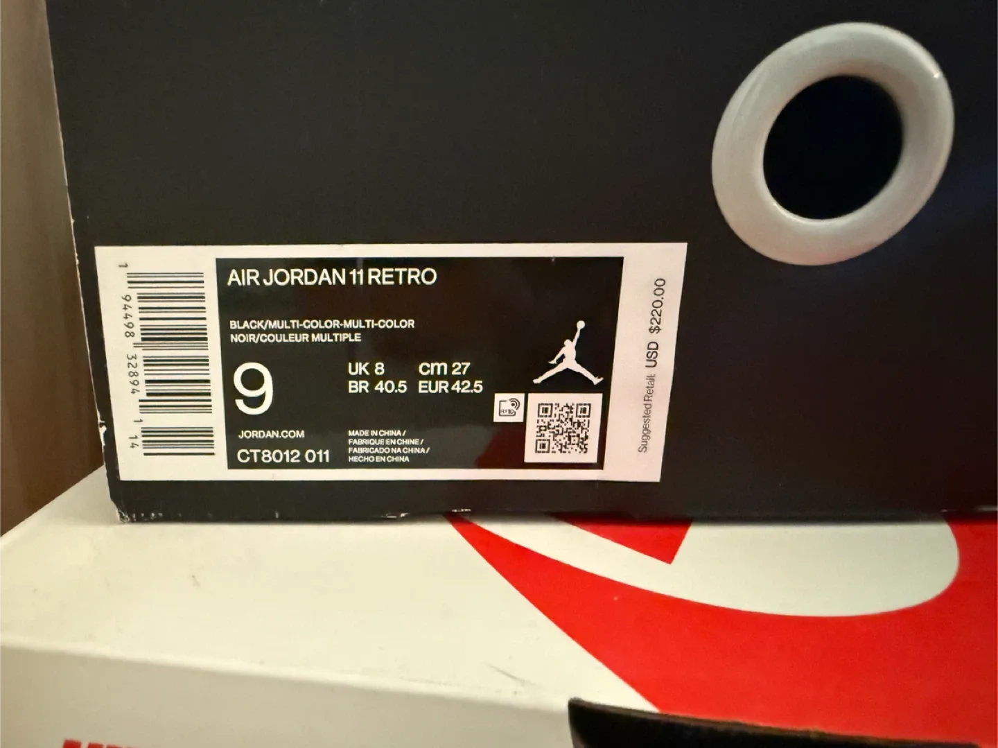 Air Jordan 11 Retro “Jubilee” 25th Anniversary / Size 9 image indicator(2)