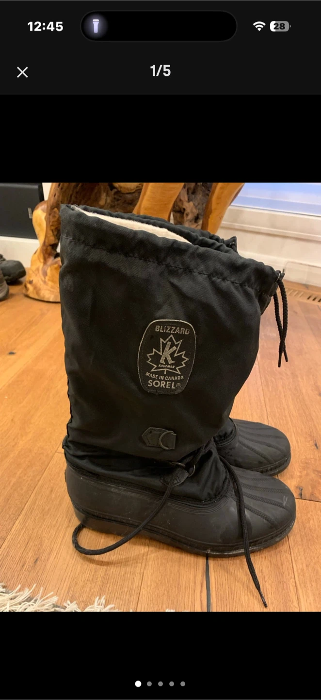 Men’s Sorel Blizzard Winter Boots size 10