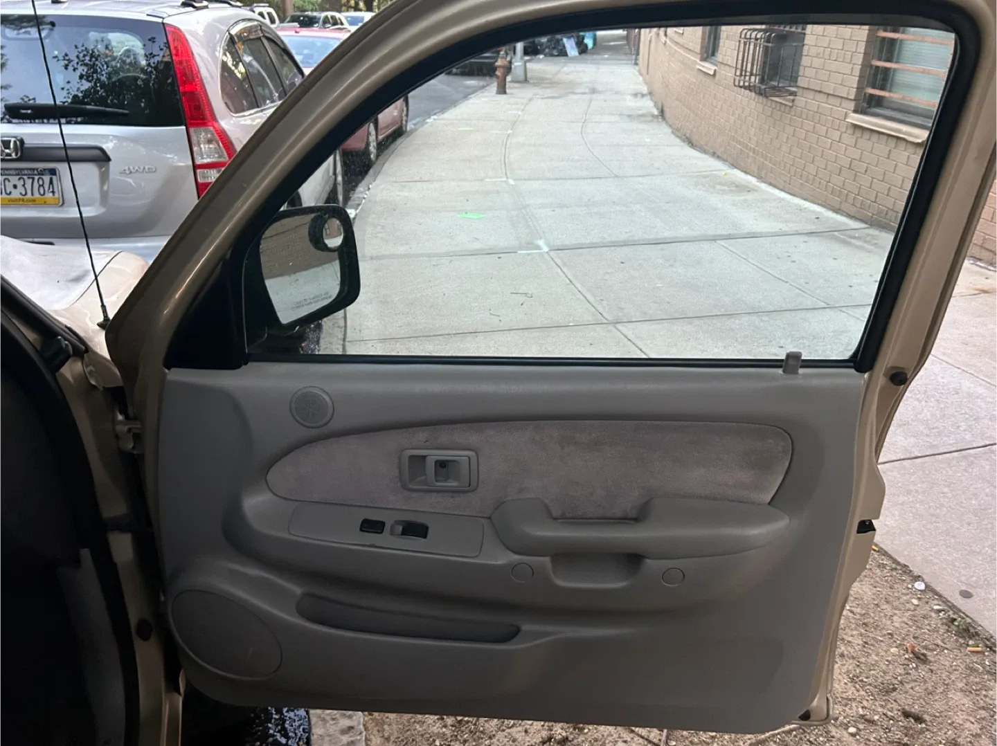 2002 Tacoma double cab for sale image indicator(8)