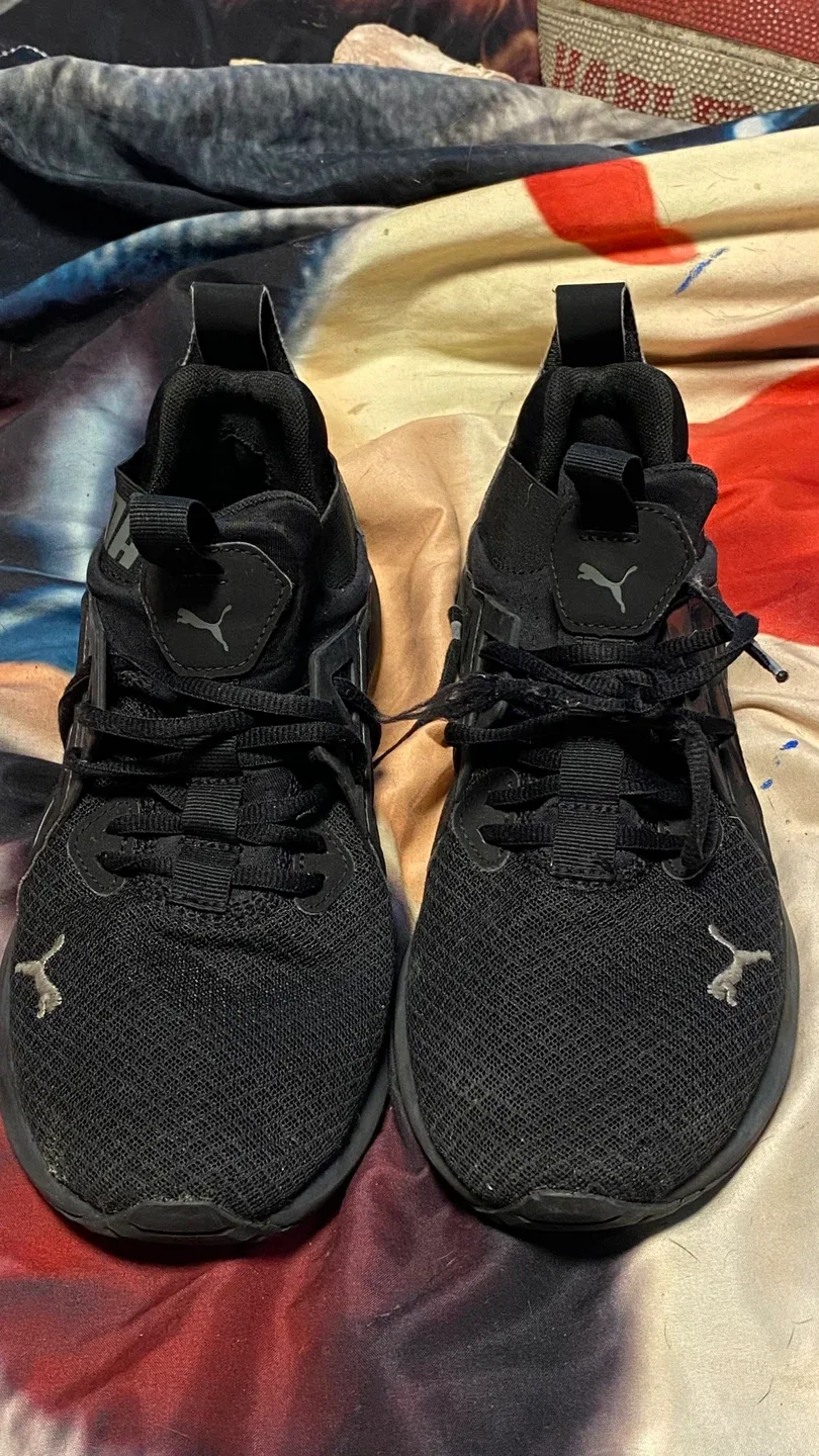 Puma Anzarun Lite Black Sneakers - US 7