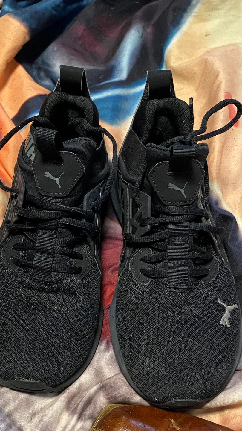 Puma Anzarun Lite Black Sneakers - US 7 image indicator(4)