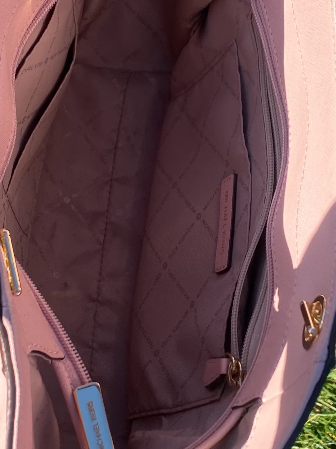 Michael Kors Like New  Tote Bag image indicator(2)