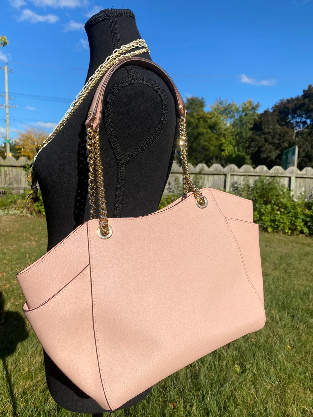 Michael Kors Like New  Tote Bag image indicator(5)