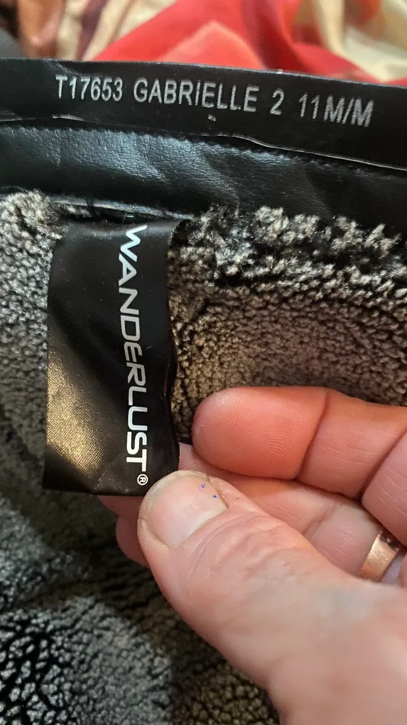 Wanderlust Gabrielle 2 Black Boots - Size 11 image indicator(3)