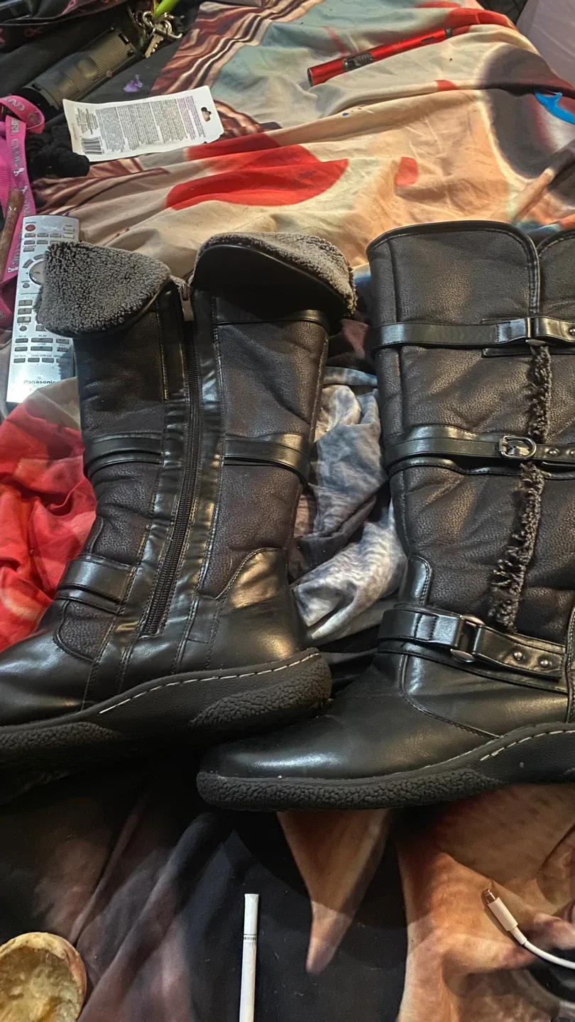 Wanderlust Gabrielle 2 Black Boots - Size 11