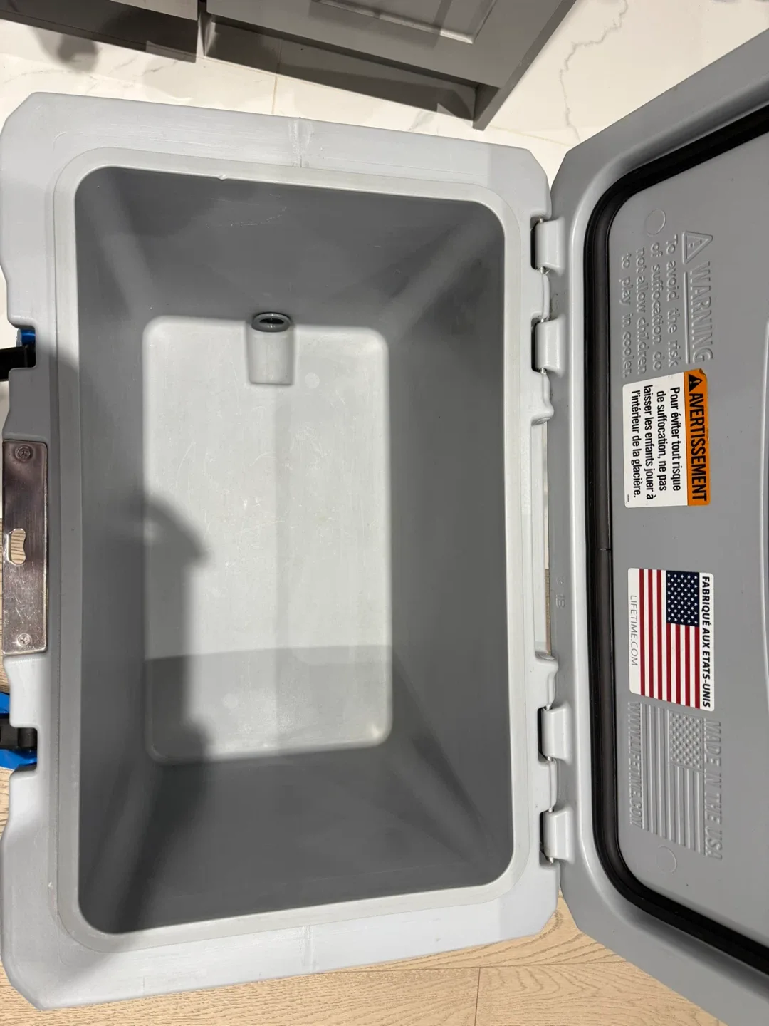 Lifetime 55 Quart Cooler image indicator(3)