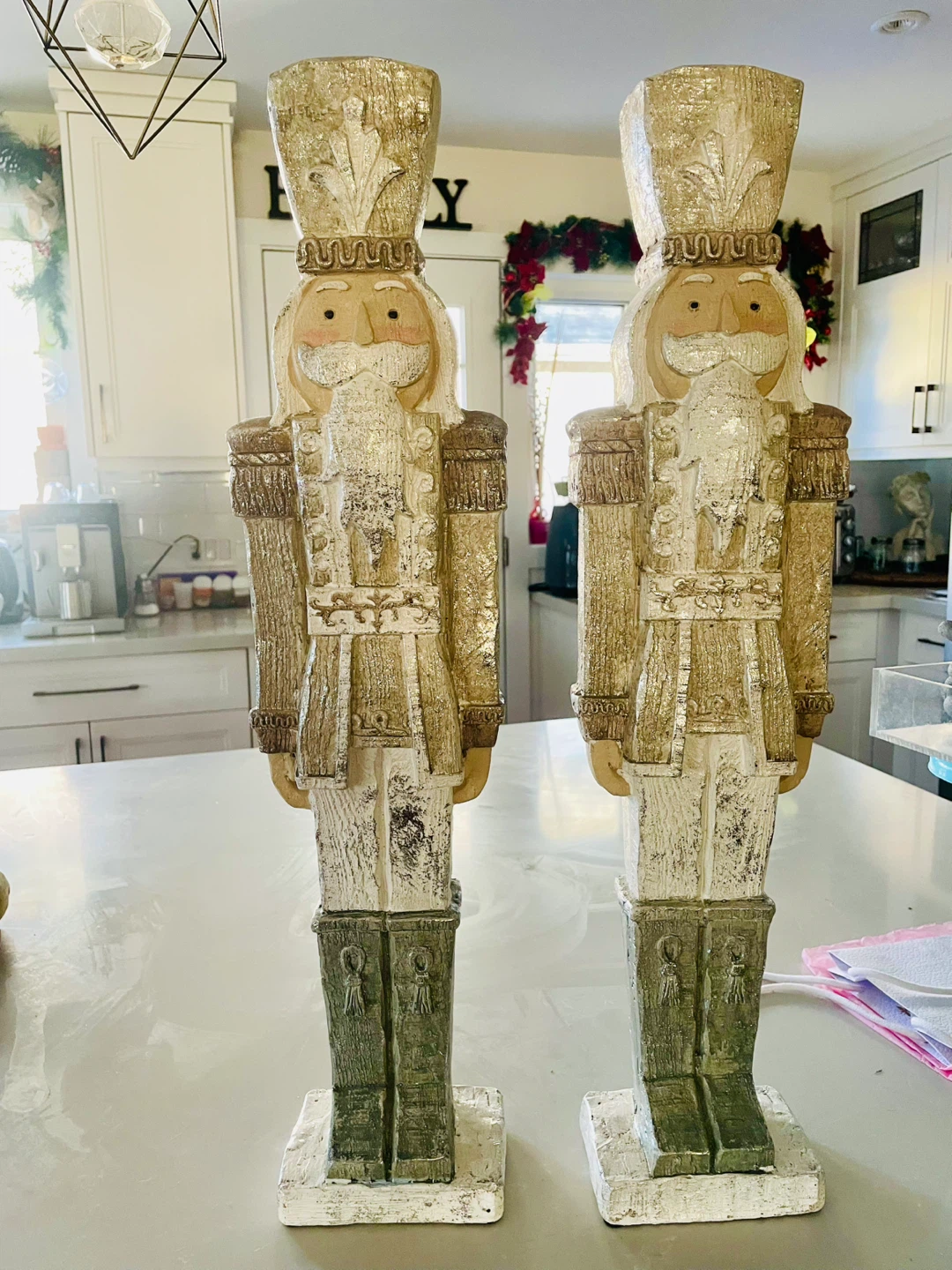 Nutcracker Figurines - Pair(2)