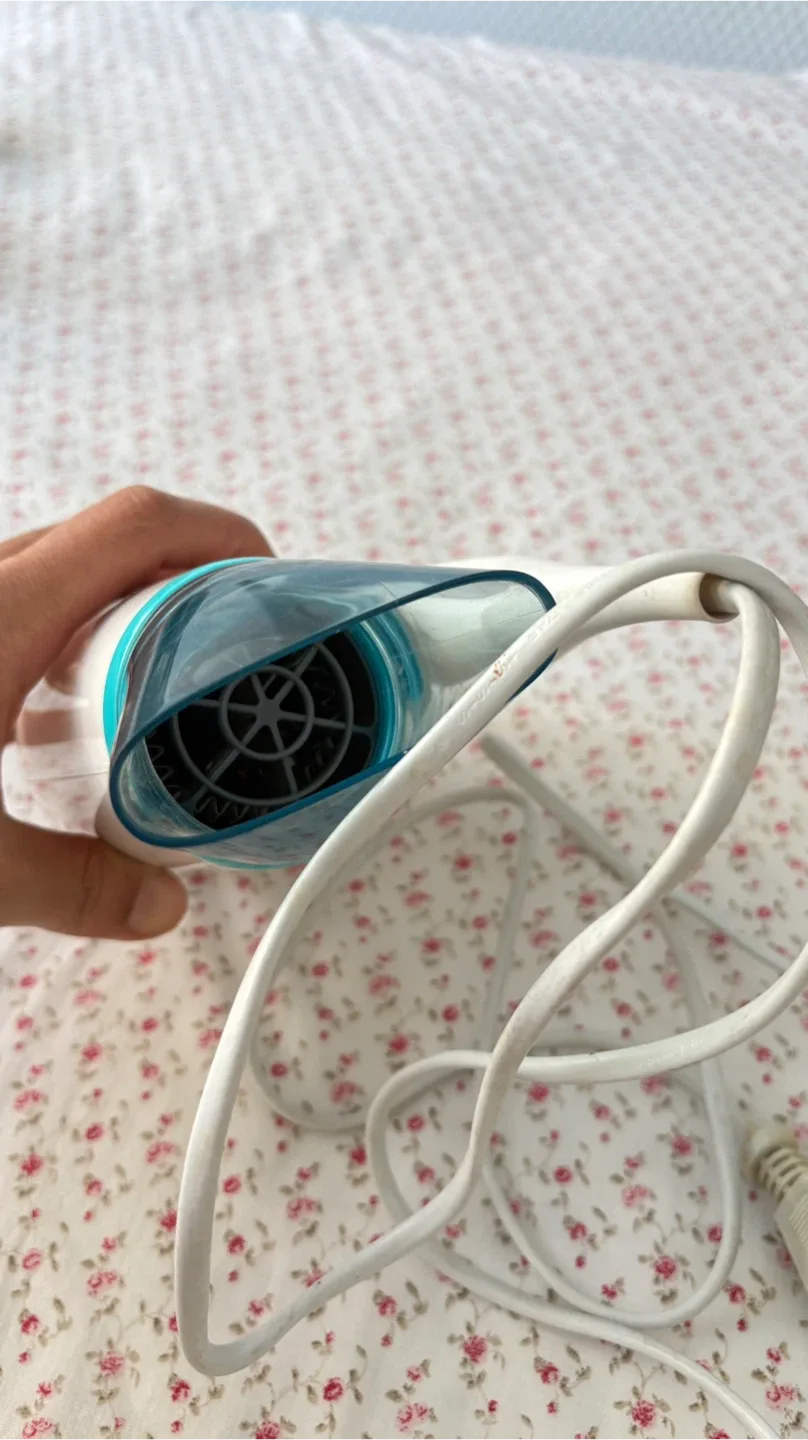 Philips EssentialCare Travel Hair Dryer 1600W image indicator(4)