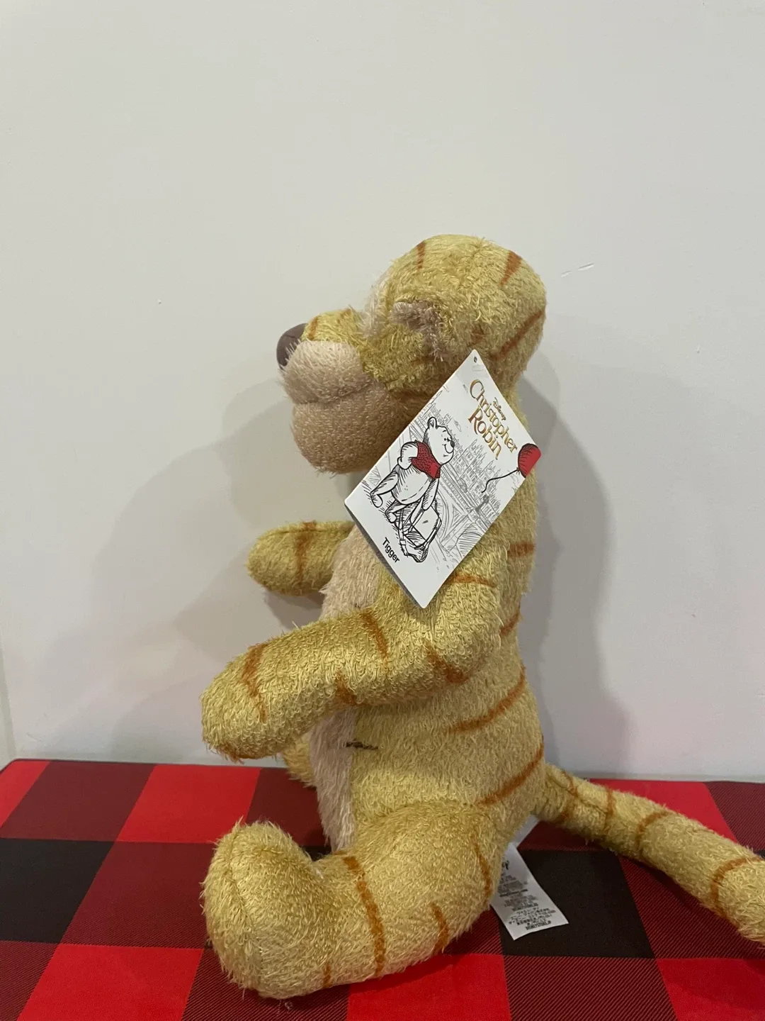 100th Anniversary Tigger Plush - Christopher Robin Collection image indicator(2)