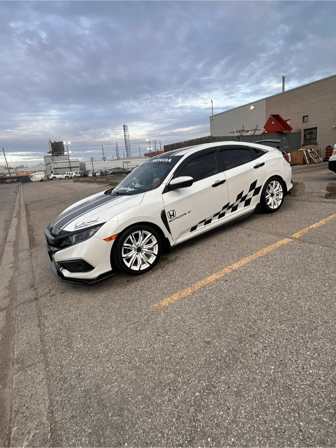 Honda Civic Sport - White image indicator(4)