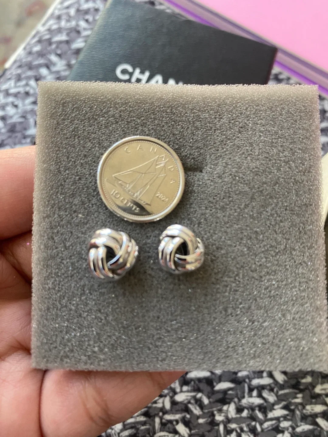 Genuine Silver love Knot Earrings image indicator(3)