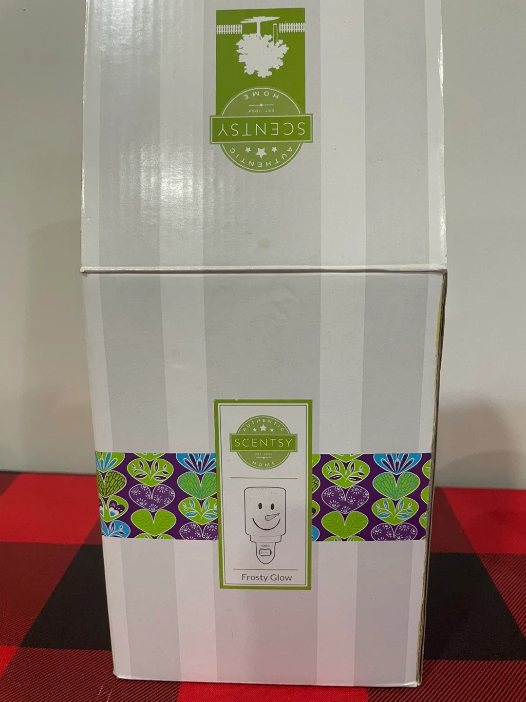 Scentsy Frosty Glow Warmer - New in Box