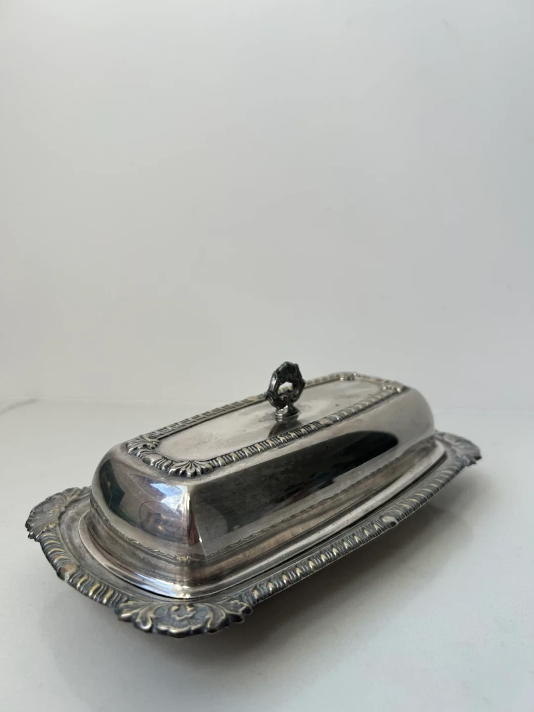 Vintage Silver Plated Butter Dish with Lid image indicator(7)