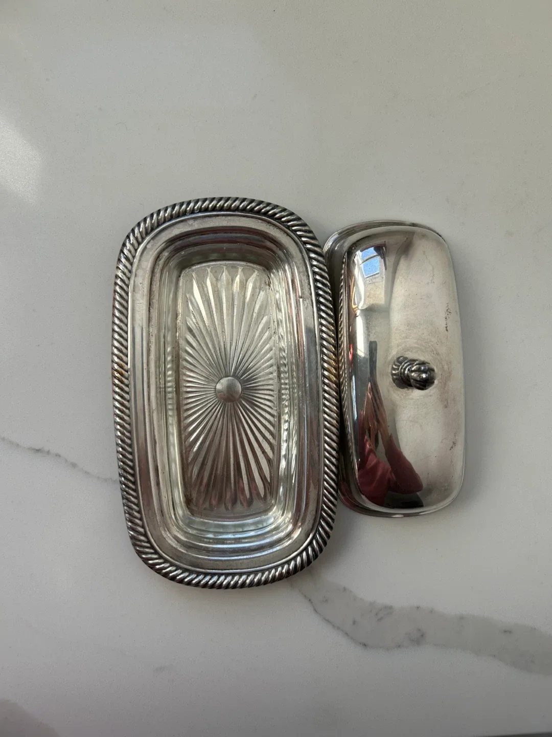 Silver Plated Butter Dish with Lid image indicator(7)