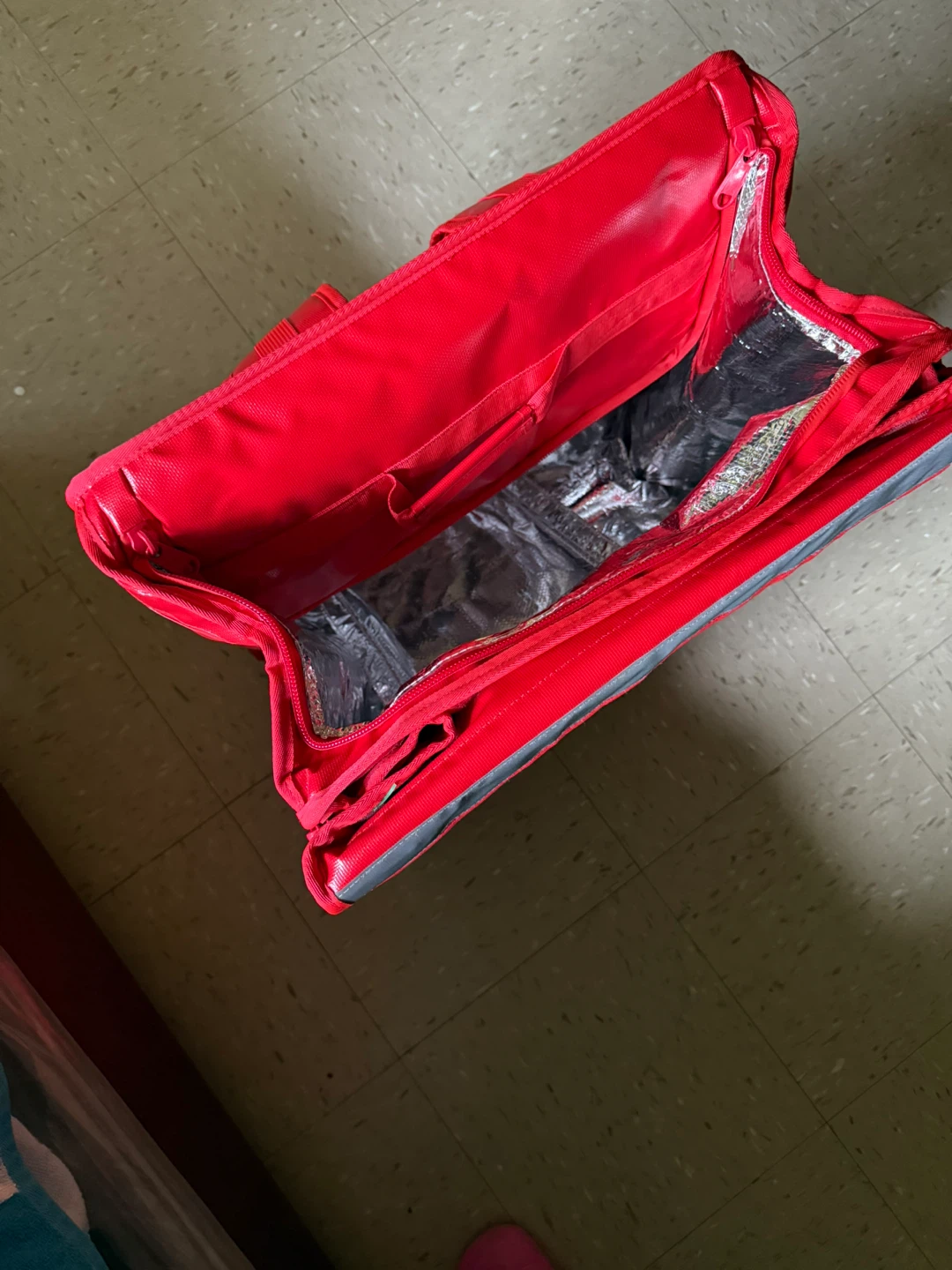 Seamless Delivery Bag - Red - photo 2