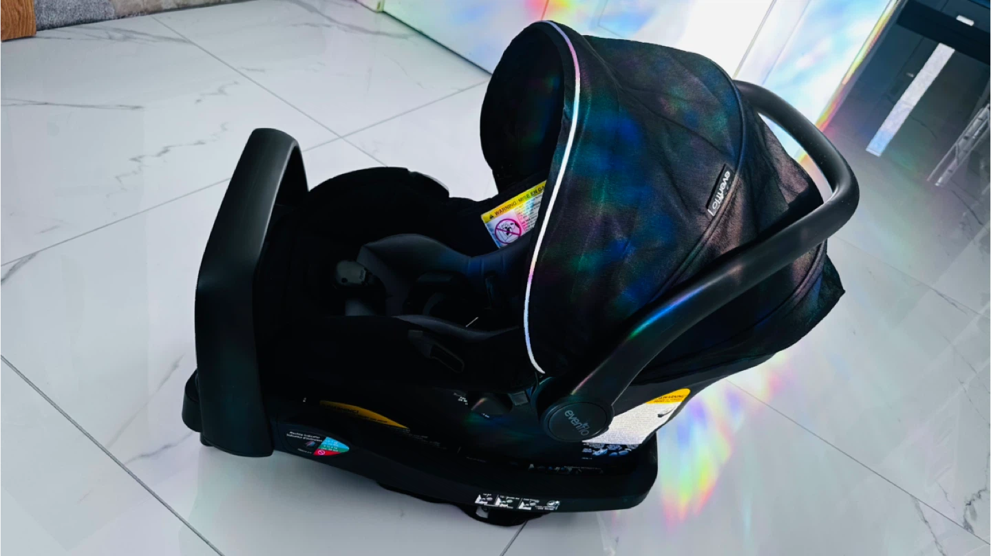 Evenflo Infant Car Seat - with base NEW - photo 2