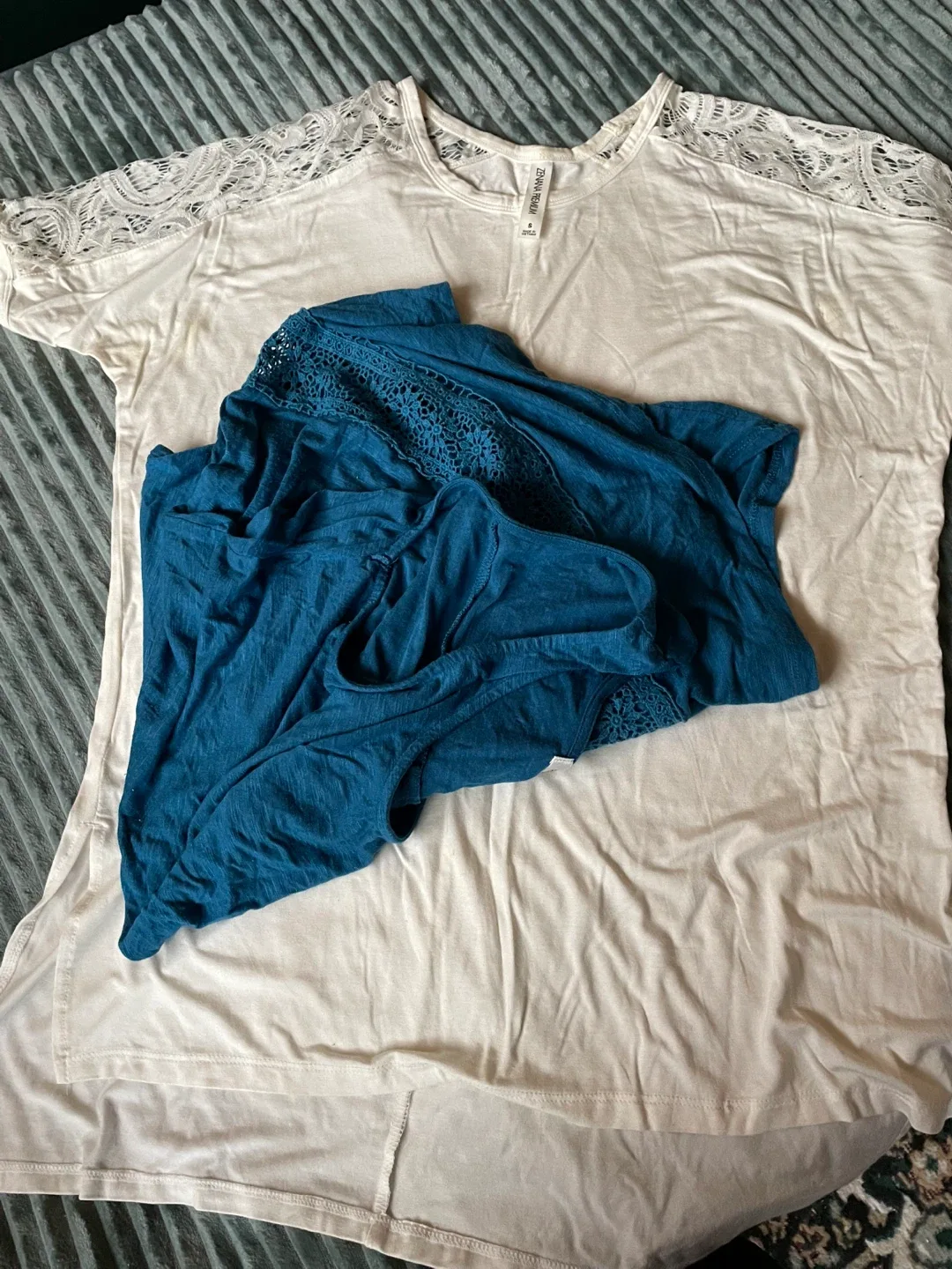 Ricki's & Zenana Premium Tops (XL/TG & S) image indicator(2)