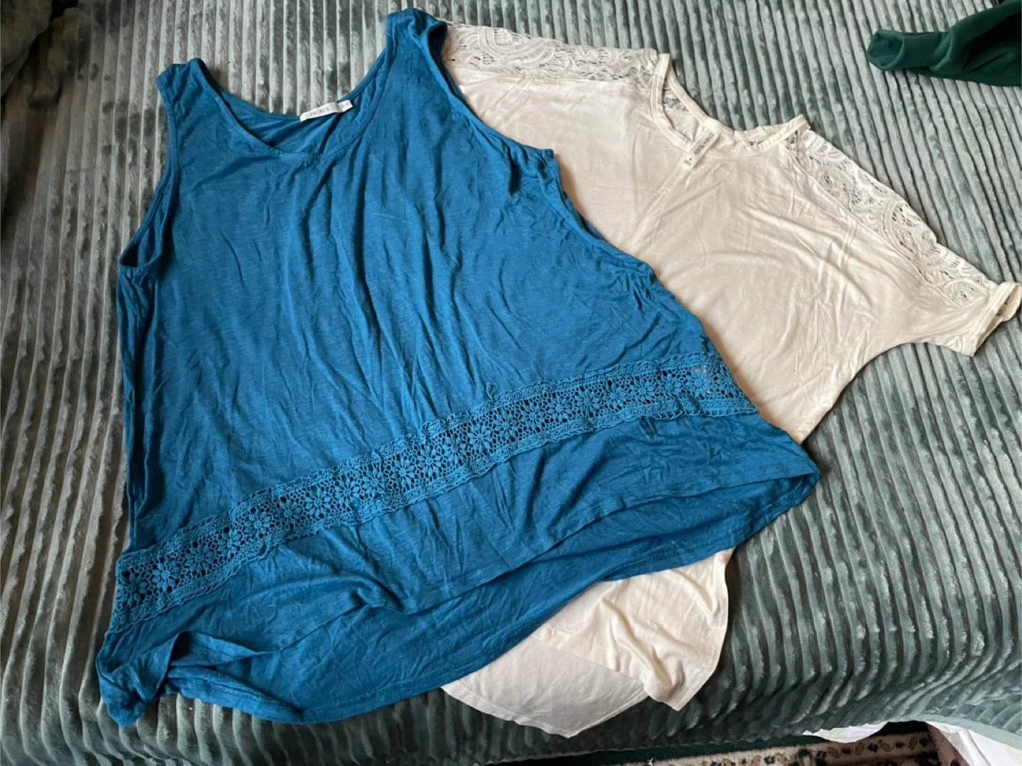 Ricki's & Zenana Premium Tops (XL/TG & S)