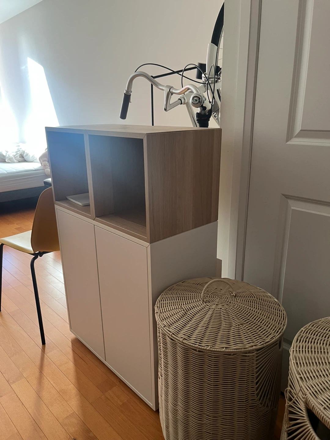 White & Wood Cabinet with Storage - photo 2