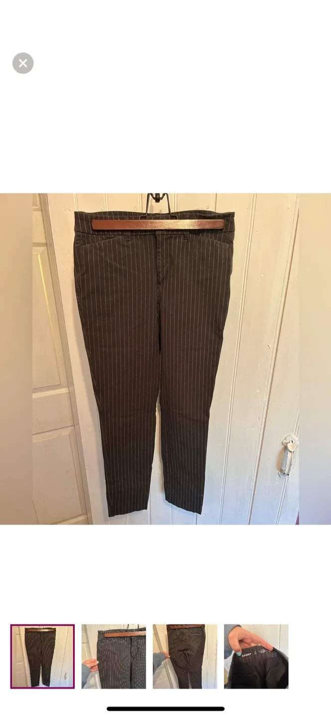 Old Navy Pixie Skinny Pants - Size 4