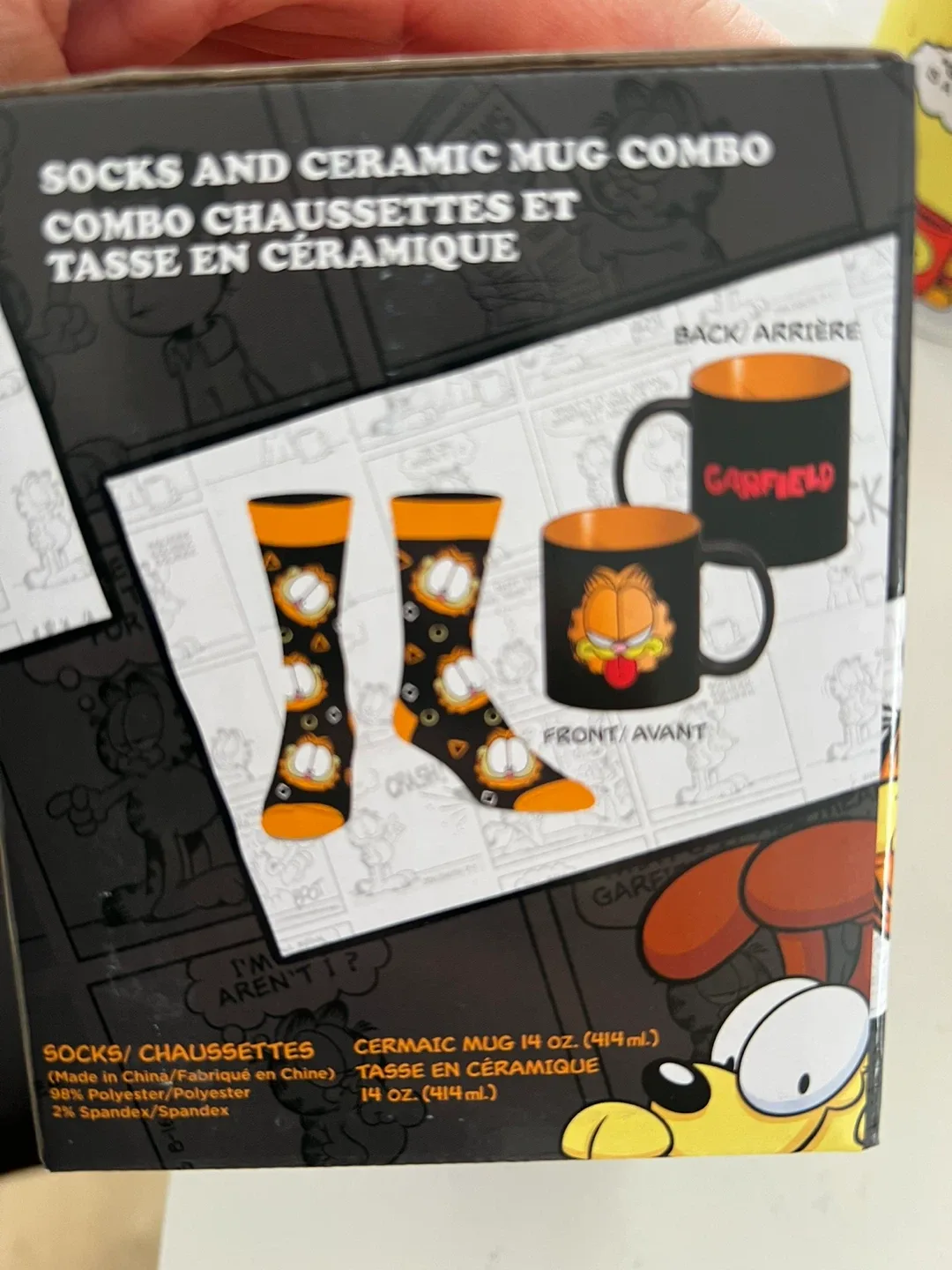 Garfield Socks & Ceramic Mug Combo - New in Box! image indicator(2)