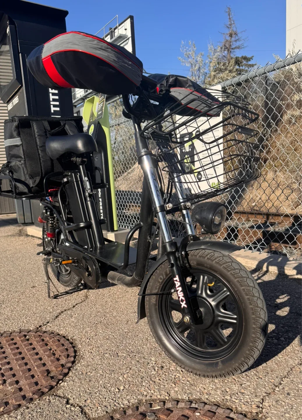 Tank x Electric Bike with Helmet 100km range big batte