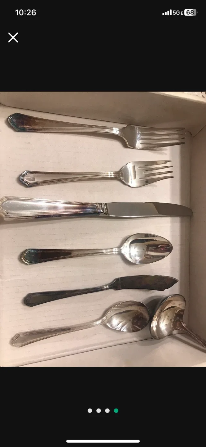 Gorham Old Dominion Silver-plated Flatware Set