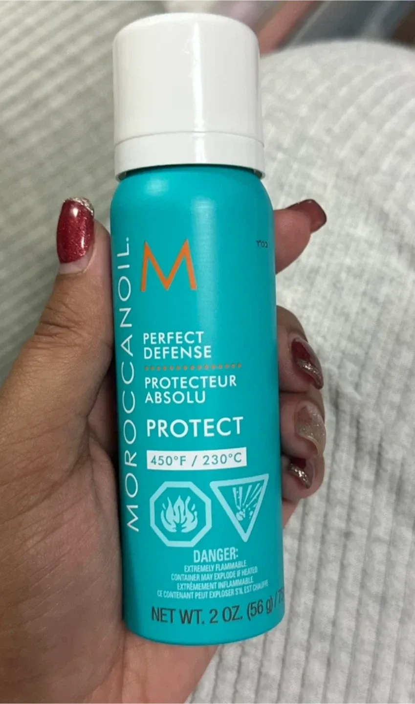 Hair Essentials!: Moroccanoil Heat Protect & Amika Dry Shampoo