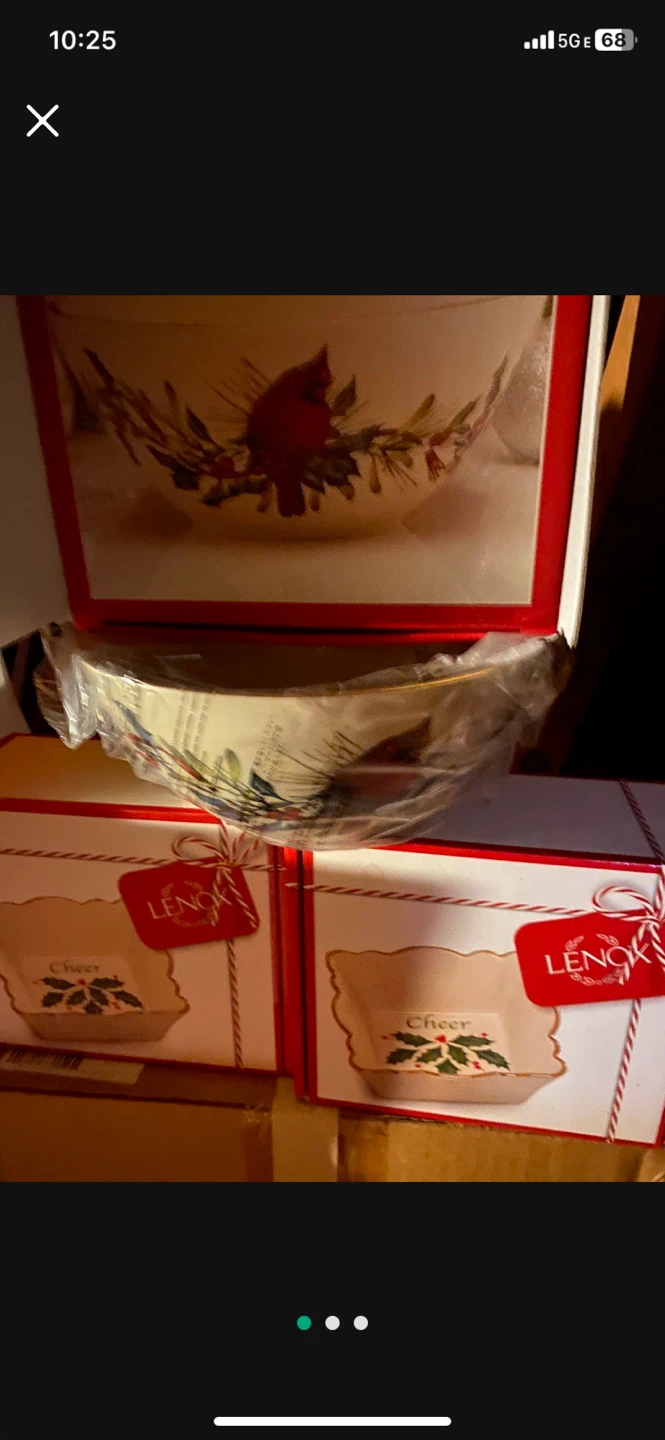 Lenox Holiday Carved Treat Jar, New in Box! - photo 2