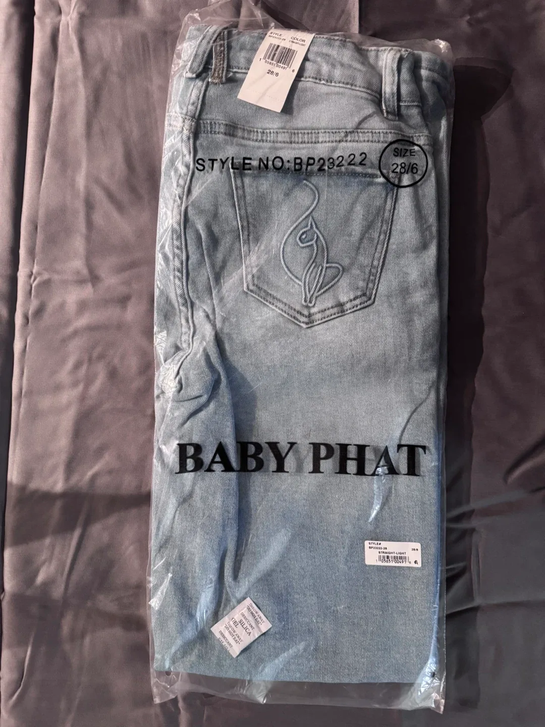New Baby Phat Jeans Size 28/6 image indicator(2)