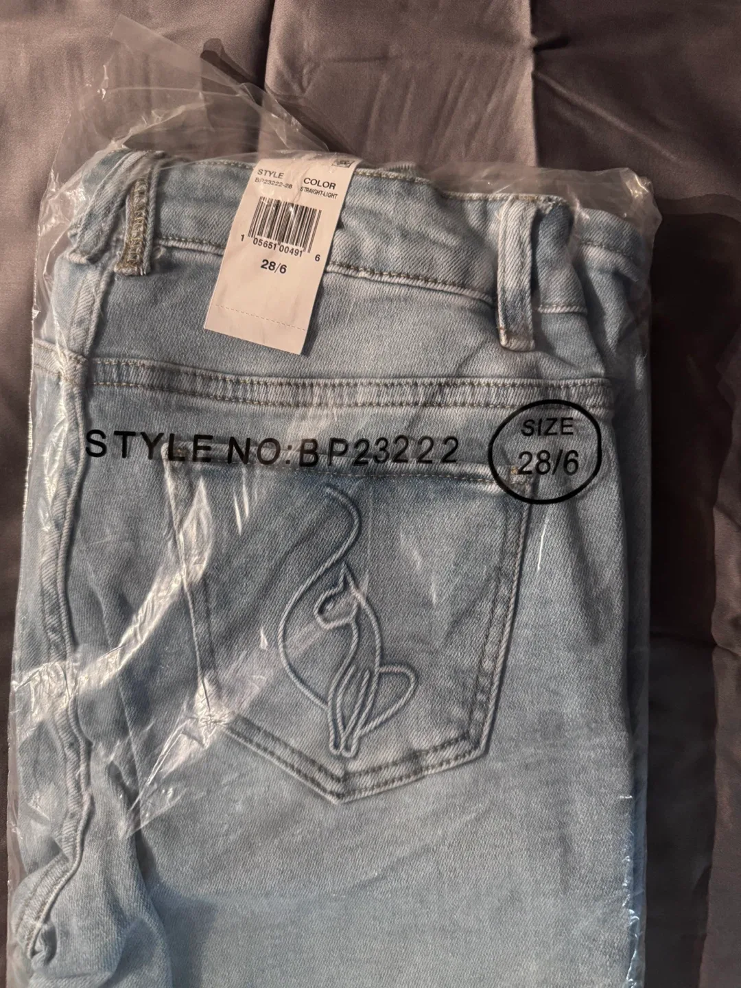 New Baby Phat Jeans Size 28/6 image indicator(4)