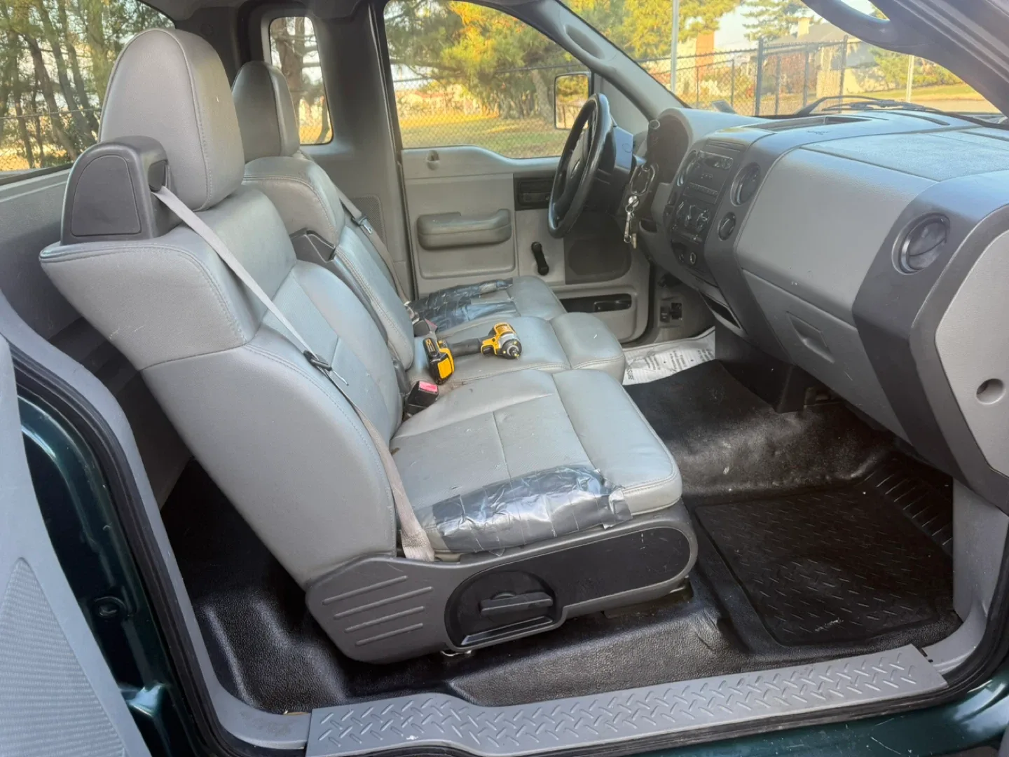 Ford F-150 Truck image indicator(5)