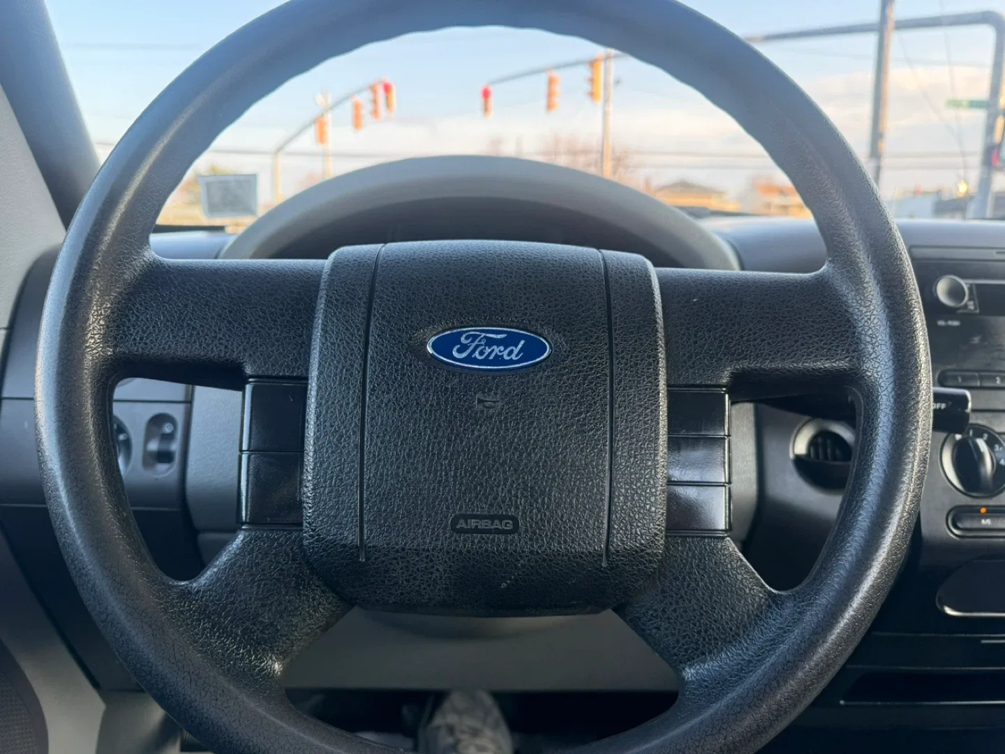 Ford F-150 Truck image indicator(10)
