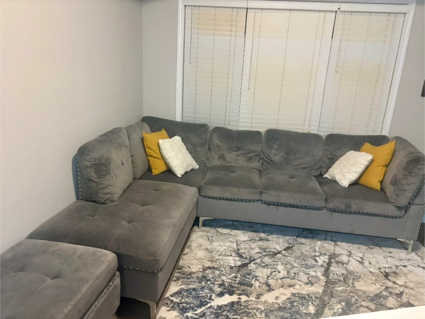 Grey Velvet Sectional Sofa image indicator(5)
