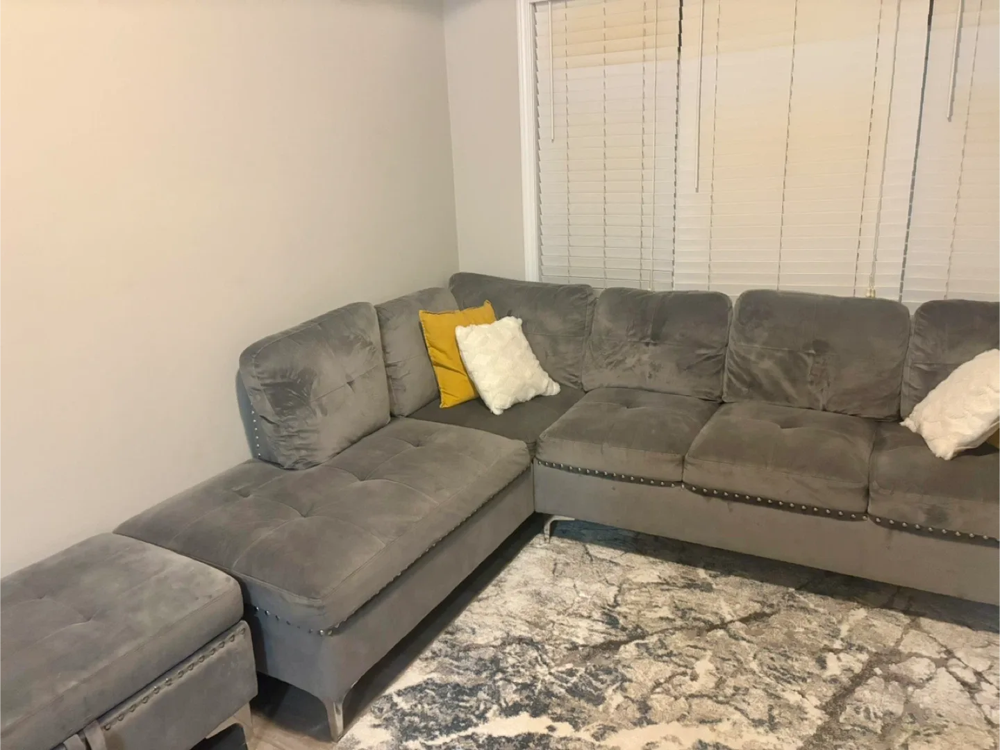 Grey Velvet Sectional Sofa image indicator(2)