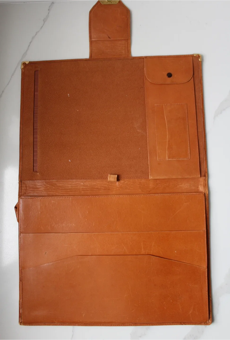 Vintage Plaza Leather Portfolio image indicator(3)