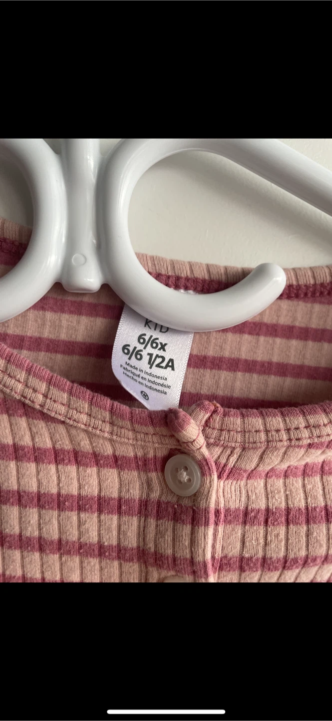 OshKosh B'gosh 6/6X Pink Striped Top - photo 2