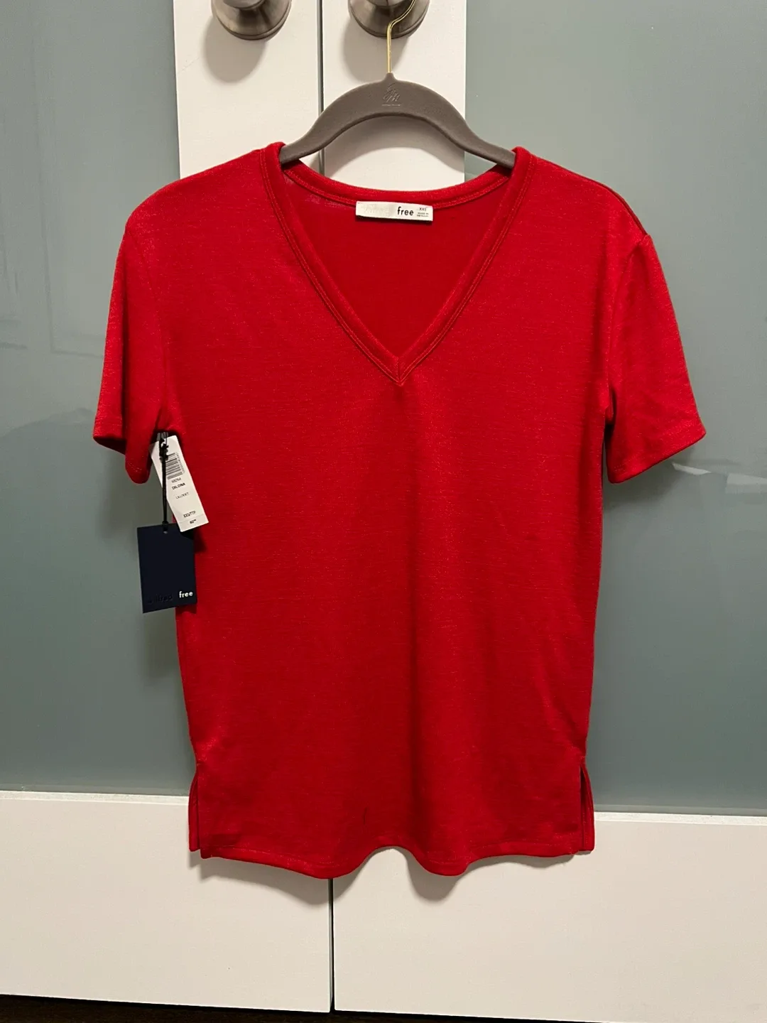 Brand new with tags: Aritzia Wilfred Free T-shirt - XXS - Red