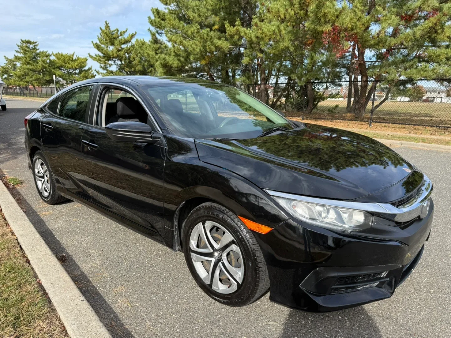 2016 Black Honda Civic Sedan image indicator(4)