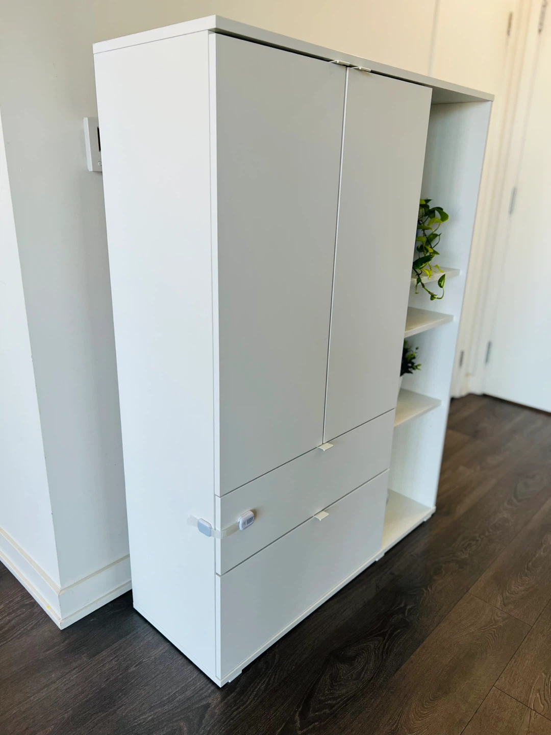 IKEA white storage unit - photo 3