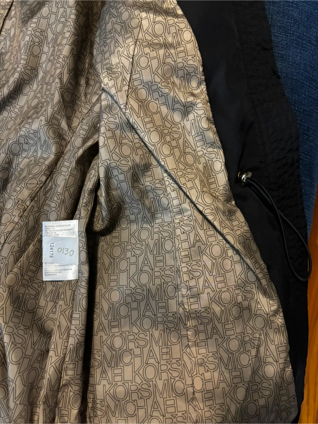 Michael Kors Rain Jacket, Size M image indicator(6)
