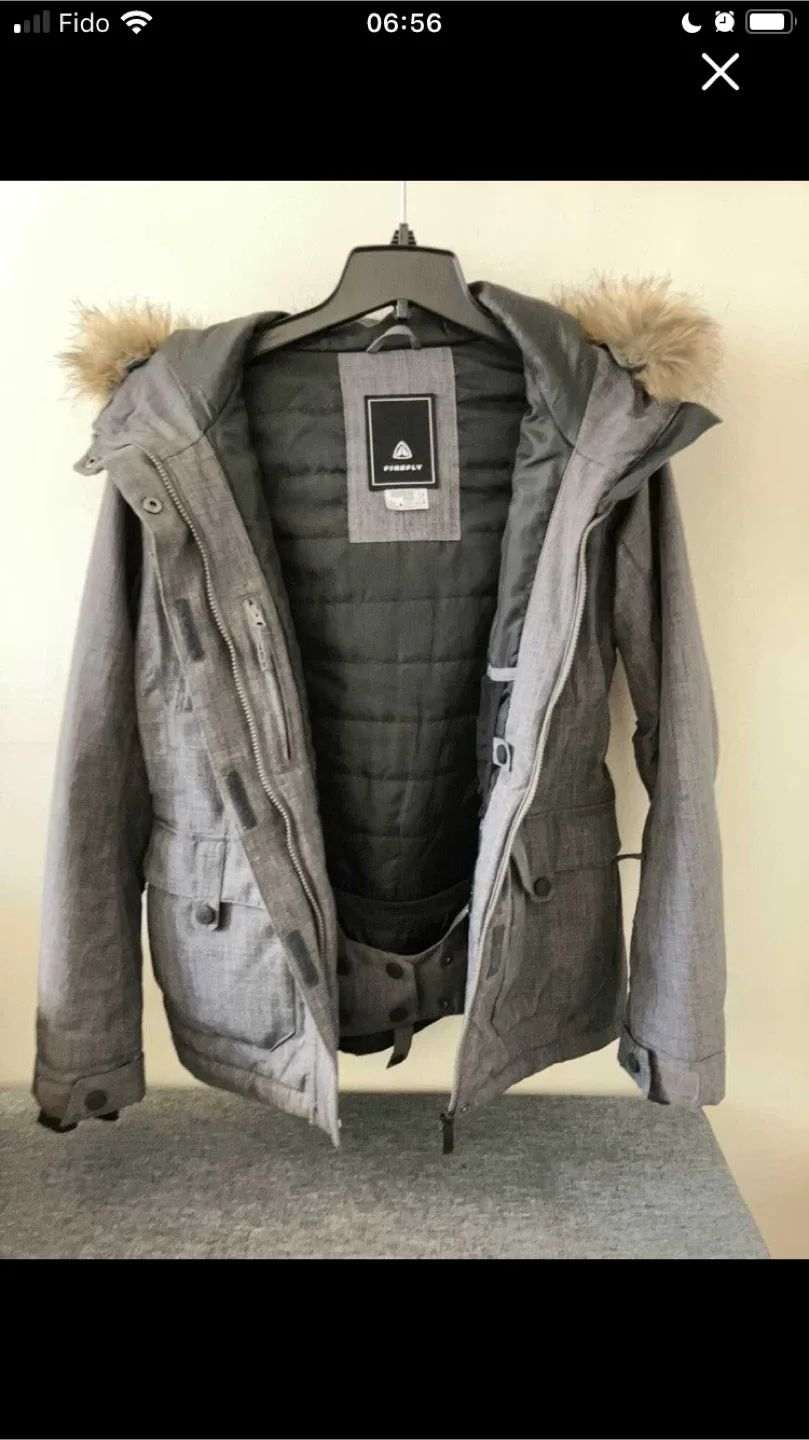 Firefly Women's Winter Jacket, Size M image indicator(2)