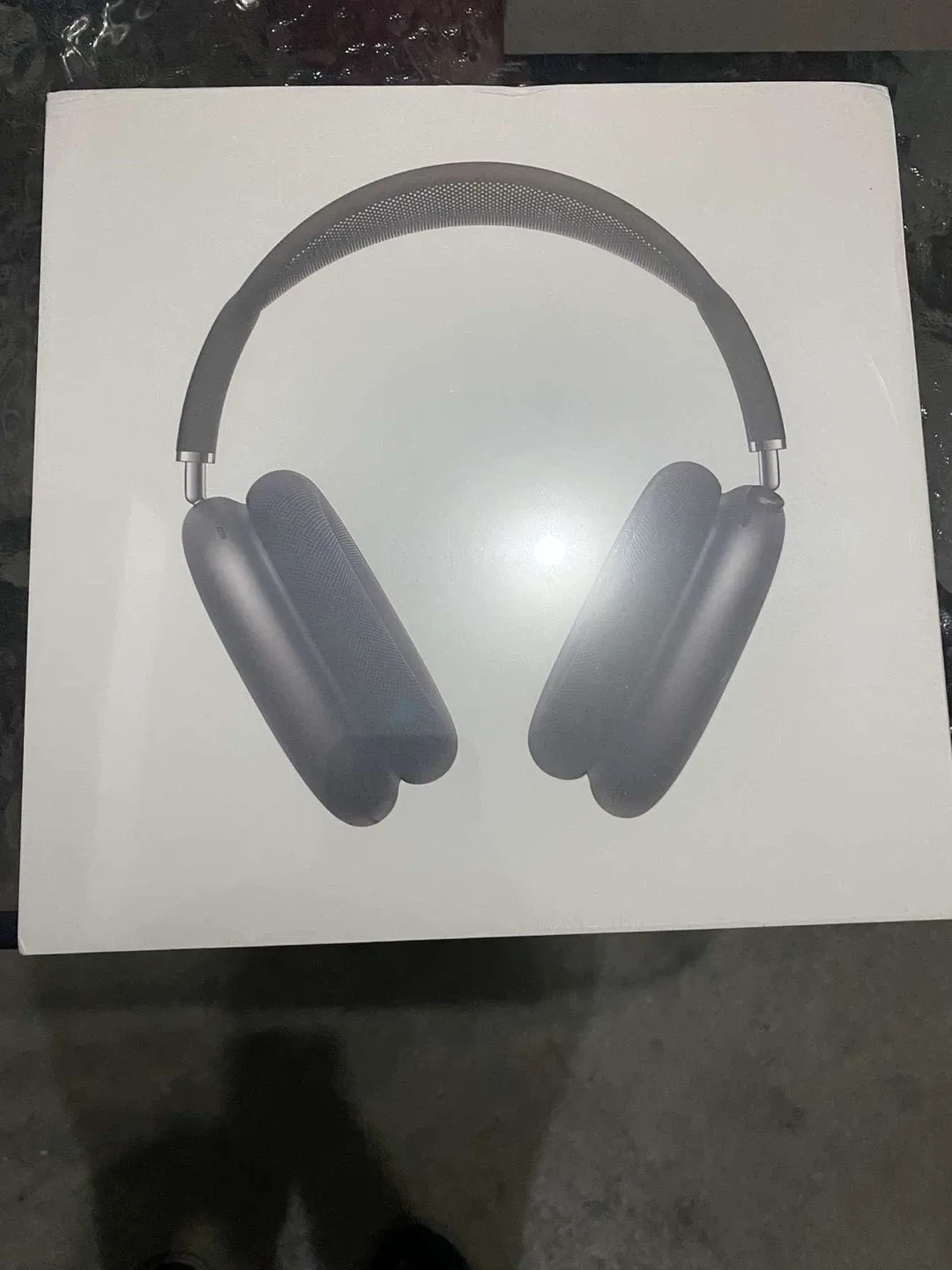 Apple Airpods Max - Like New!